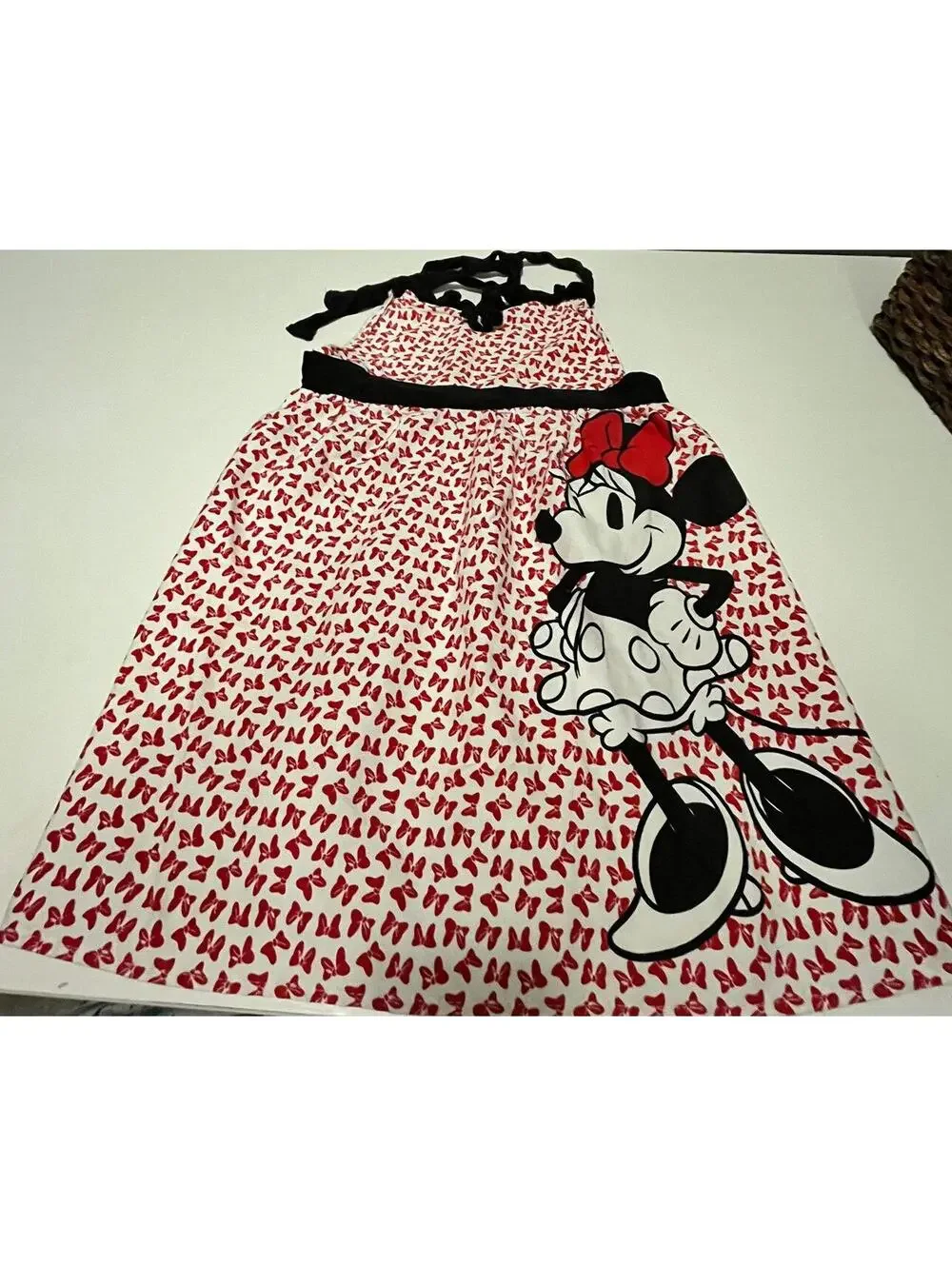 Minnie Mouse Apron Red Bows - Disney Mi. Or Mouse